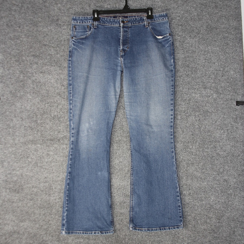 Levi Strauss Signature Low Rise Flare Jeans Womens 17 Blue Stretch Denim Y2K